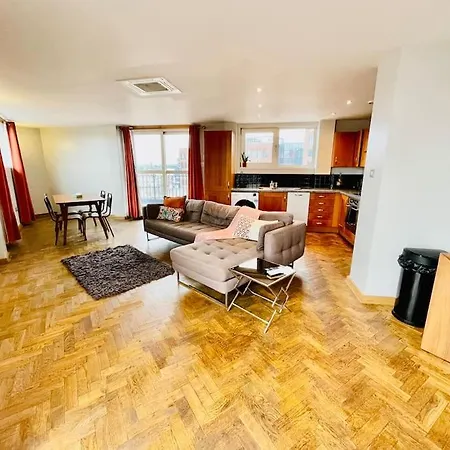 Apartment Leeds Centre Penthouse W/ Wrap Round Balcony Leeds (West Yorkshire)